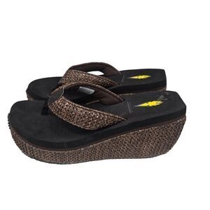 Volatile Womens Woven Platform Flip Flops Size 6